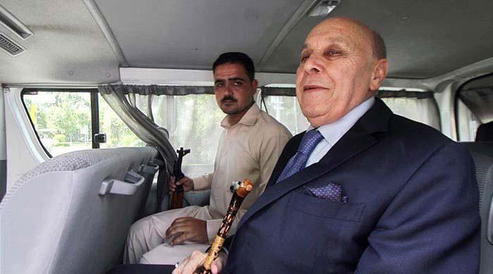 جعلی بینک اکاؤنٹس کیس: وفاق نے انور مجید اور حسین لوائی سمیت 13 ملزمان کی بریت کیخلاف اپیلیں واپس لے لیں
