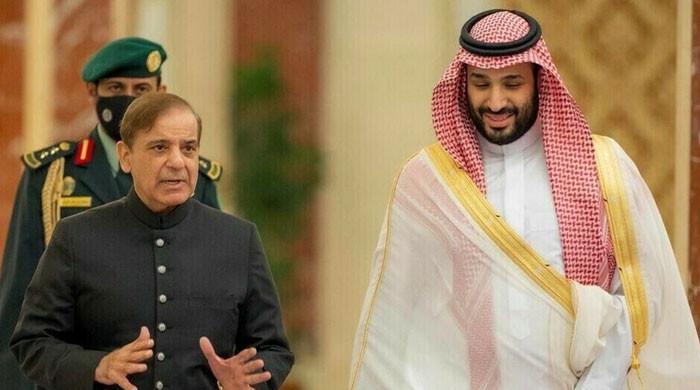پاکستان ہر خطرے کے مقابلے میں سعودیہ کے شانہ بشانہ کھڑا رہے گا، وزیراعظم کی سعودی ائیرپورٹس پر حملوں کی شدید مذمت