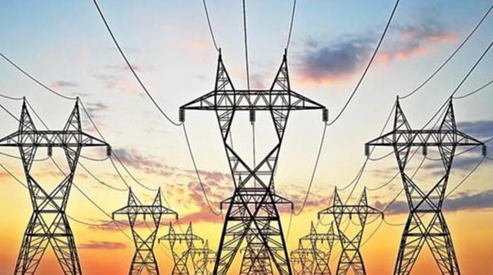 سینٹرل پاور پرچیزنگ ایجنسی نے فی یونٹ بجلی 2 روپے 56 پیسے مہنگی کرنے کی درخواست کر دی