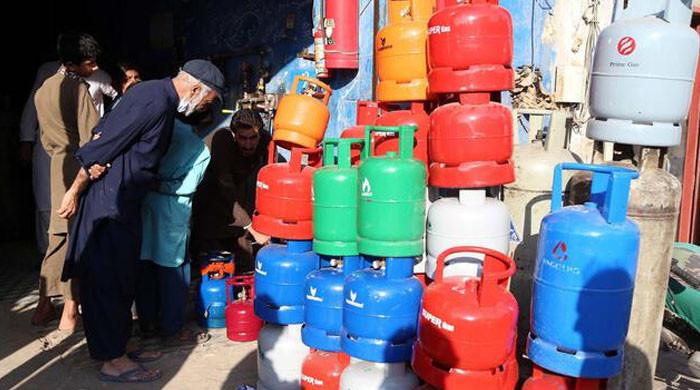  ایل پی جی کی قیمتیں کم نہ ہوسکیں، مختلف شہروں میں فی کلو قیمت 600 سے 650 روپے تک برقرار